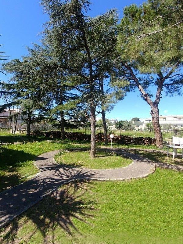 B&B Villa Garden 比谢列 外观 照片